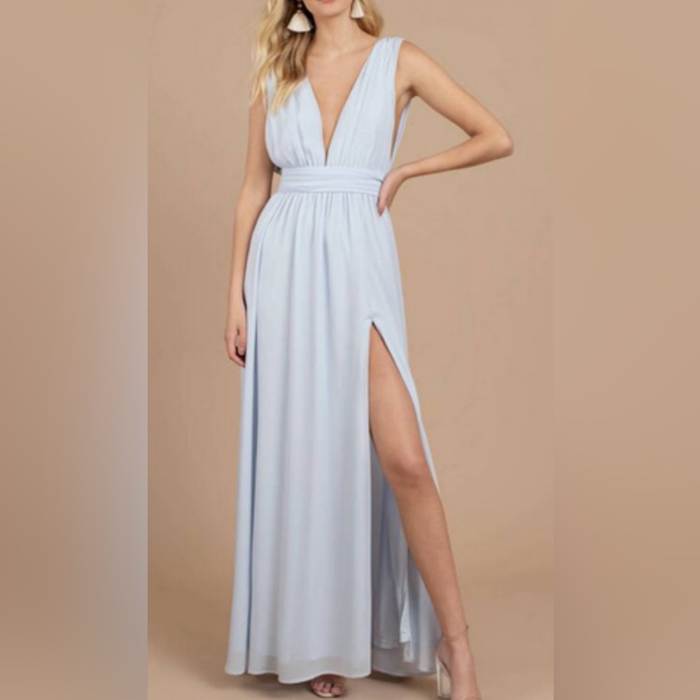 Light Blue Maxi Chiffon dress. Size M
